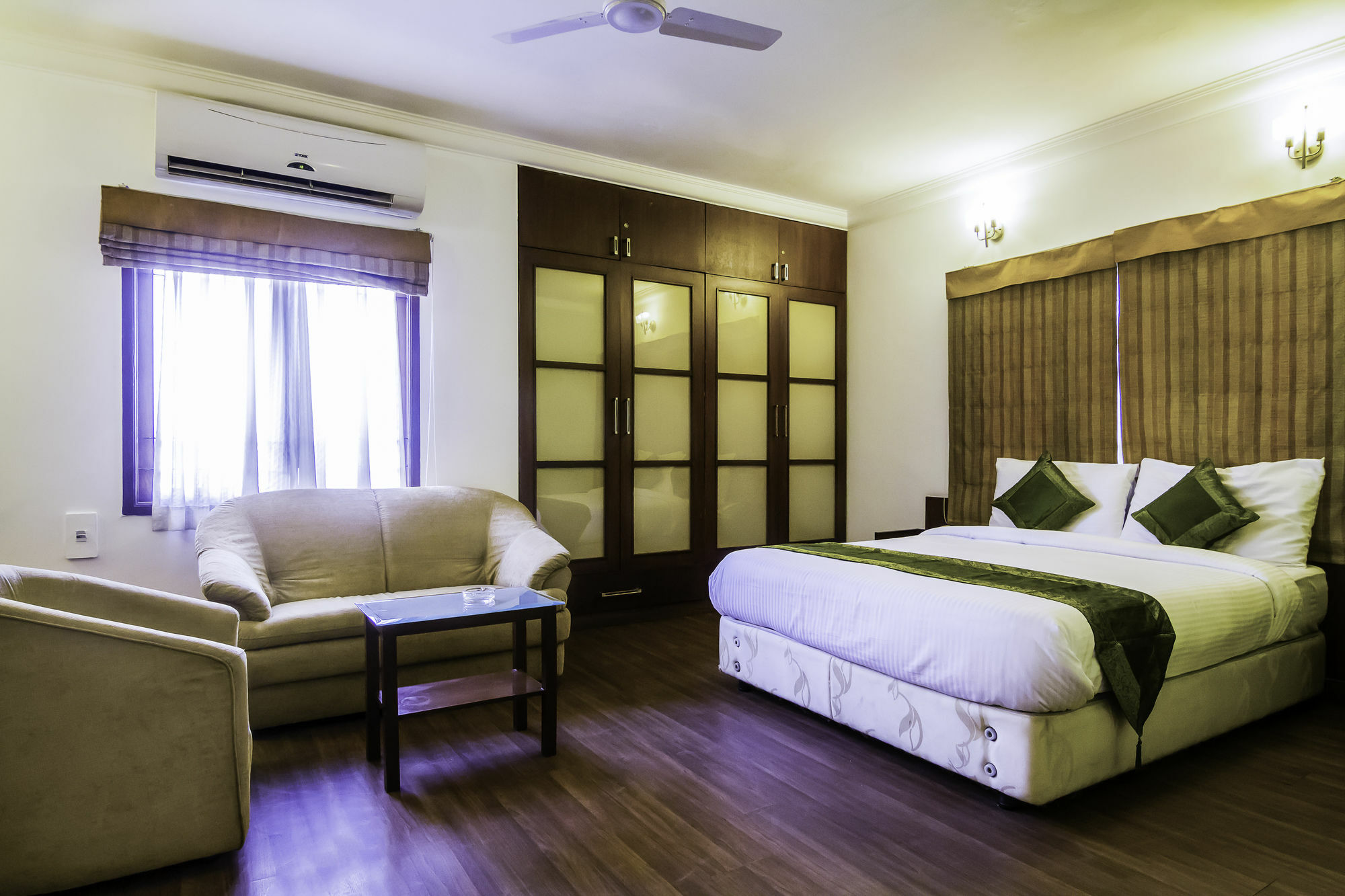 Treebo Angson Hotell Chennai Eksteriør bilde